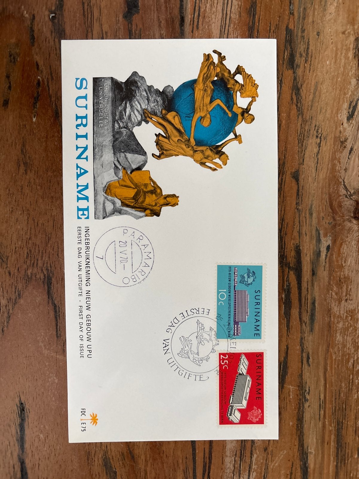 Suriname FDC E75 - Ingebruikneming Nieuw Gebouw UPU, Ophalen of Verzenden, Beschreven, Rest van de wereld