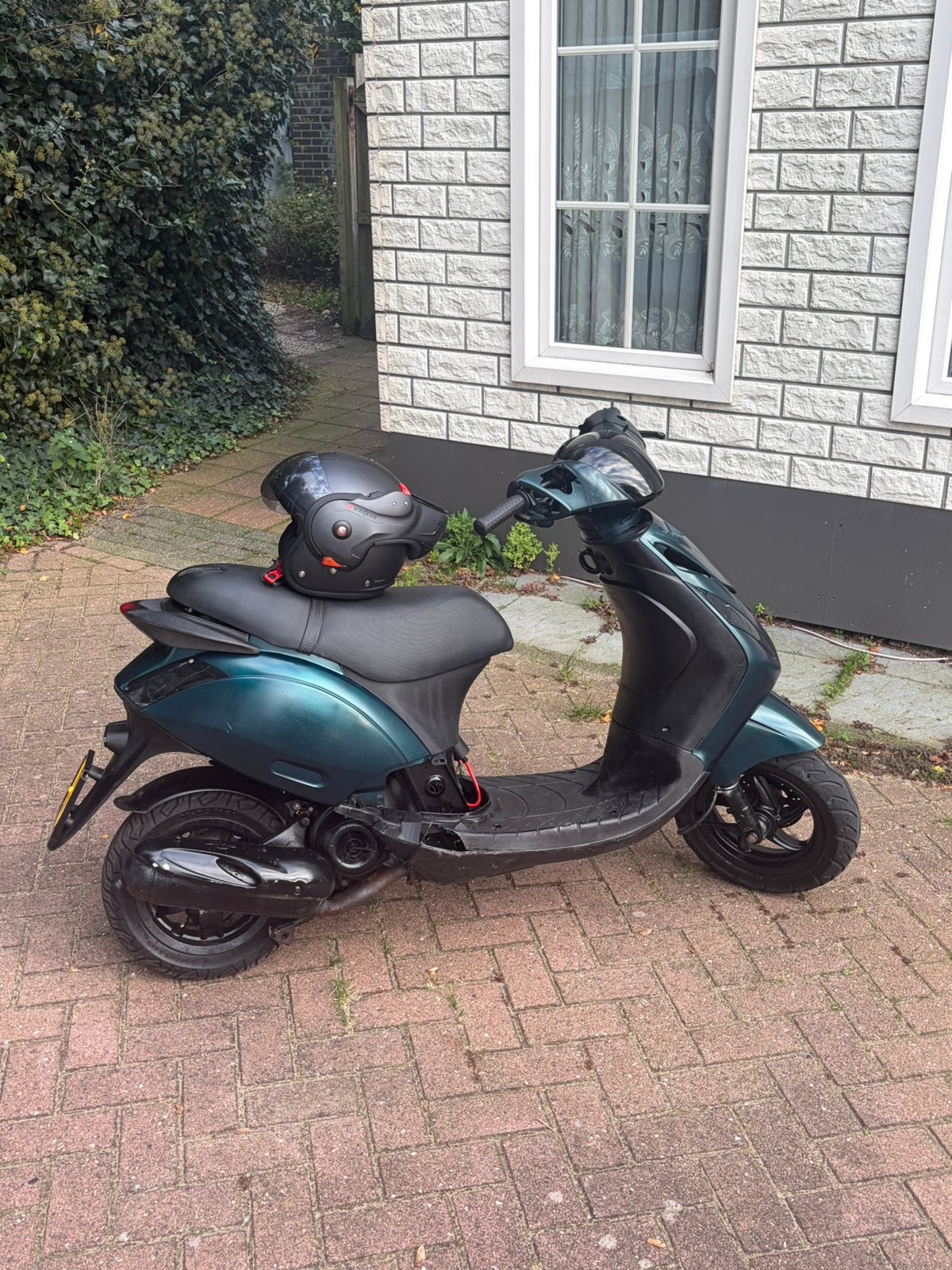 Zip 70cc, Fietsen en Brommers, Ophalen, Tweetakt, Maximaal 45 km/u, Zip