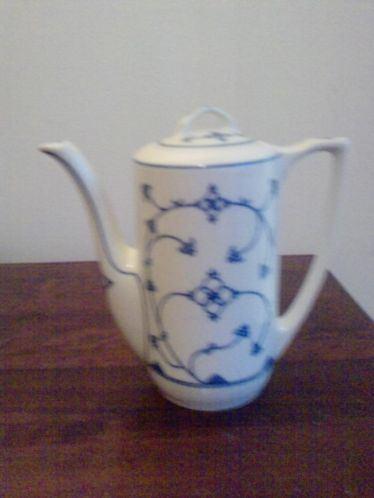 TE KOOP SAKSBLAUWE KOFFIEPOT, Overige materialen, Overige typen, Ophalen of Verzenden, Zo goed als nieuw