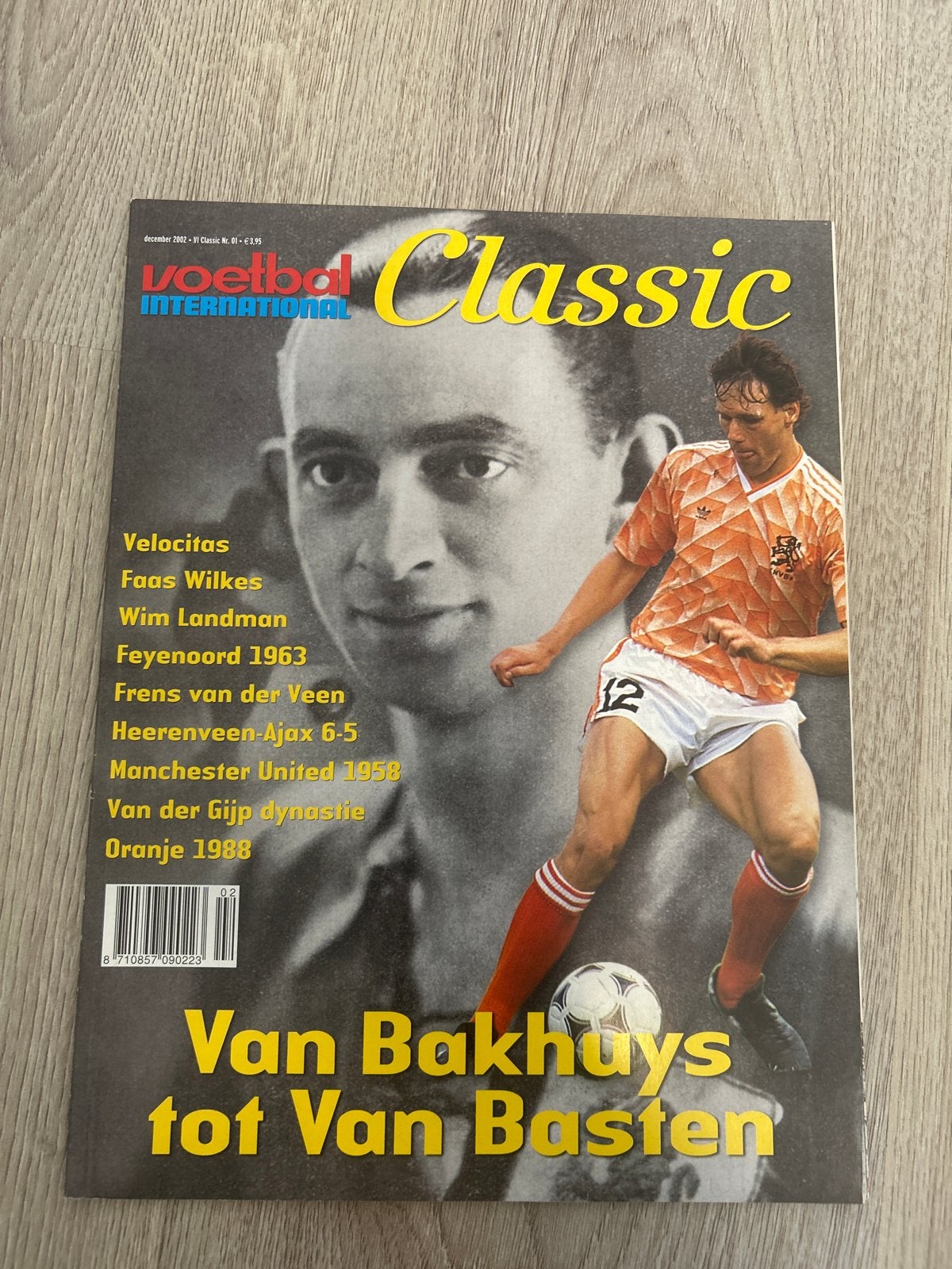 Voetbal International Classic: Van Bakhuys tot Van Basten, Ophalen of Verzenden, Gelezen, Sport en Vrije tijd