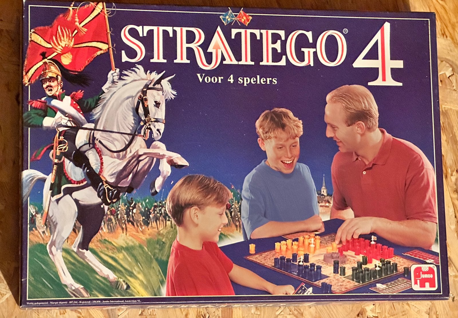 ZGAN Stratego voor 4 personen, Vijf spelers of meer, Ophalen of Verzenden, Zo goed als nieuw