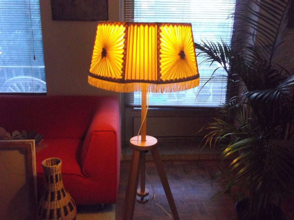 Hele mooie grote plisse lampenkap met rozetten, Huis en Inrichting, Ophalen of Verzenden, Zo goed als nieuw, Rond, 50 cm of meer