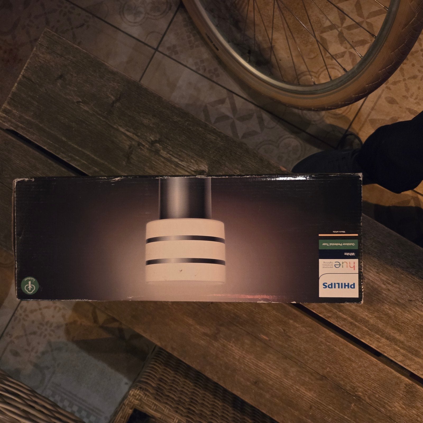Nieuw in doos Philips Hue tuinlamp tuinverlichting, Minder dan 50 watt, Overige typen, Nieuw, Ophalen of Verzenden