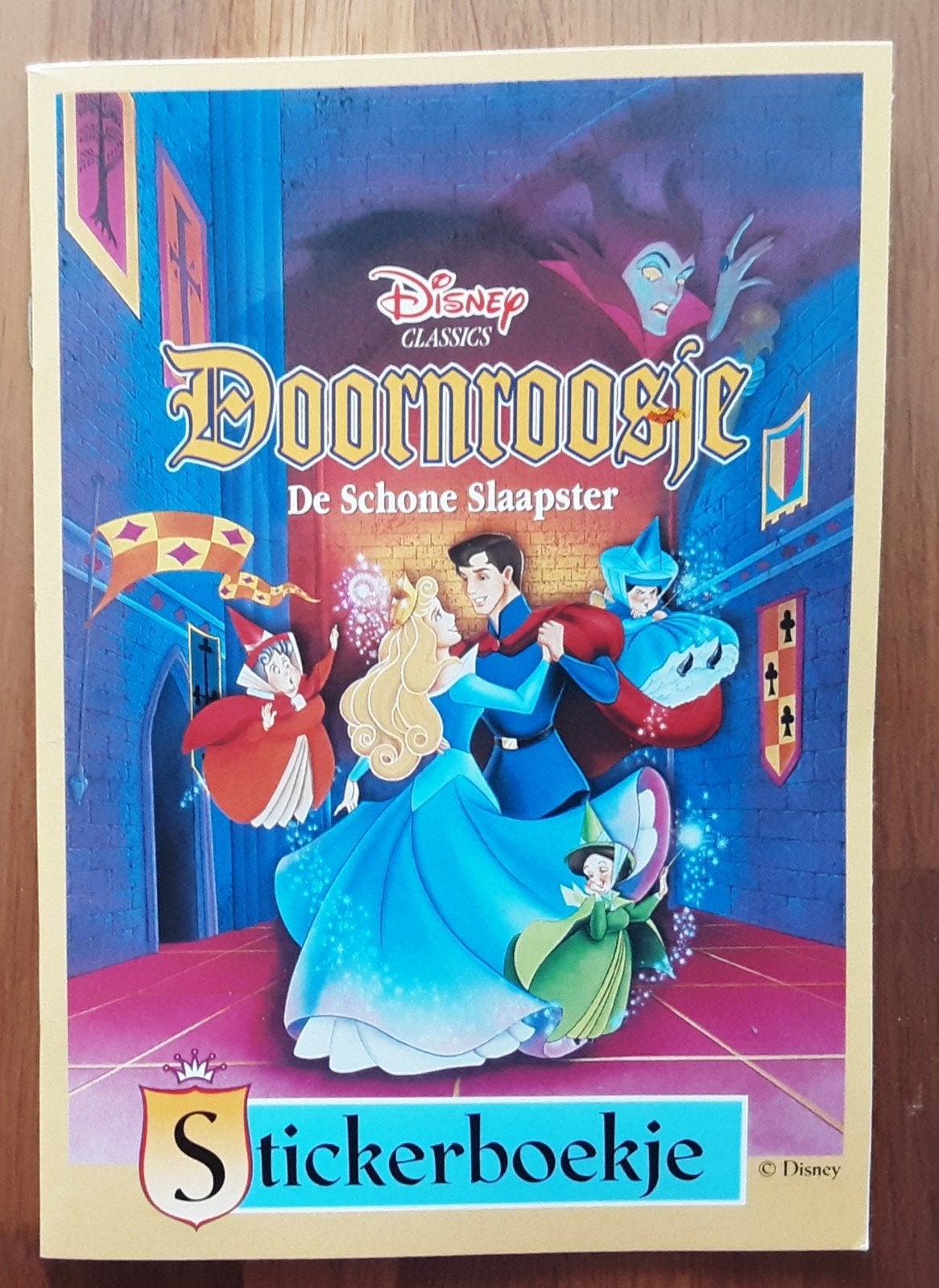 Disney Classics Doornroosje Stickerboekje, Ophalen of Verzenden, Zo goed als nieuw, Film, Tv of Omroep
