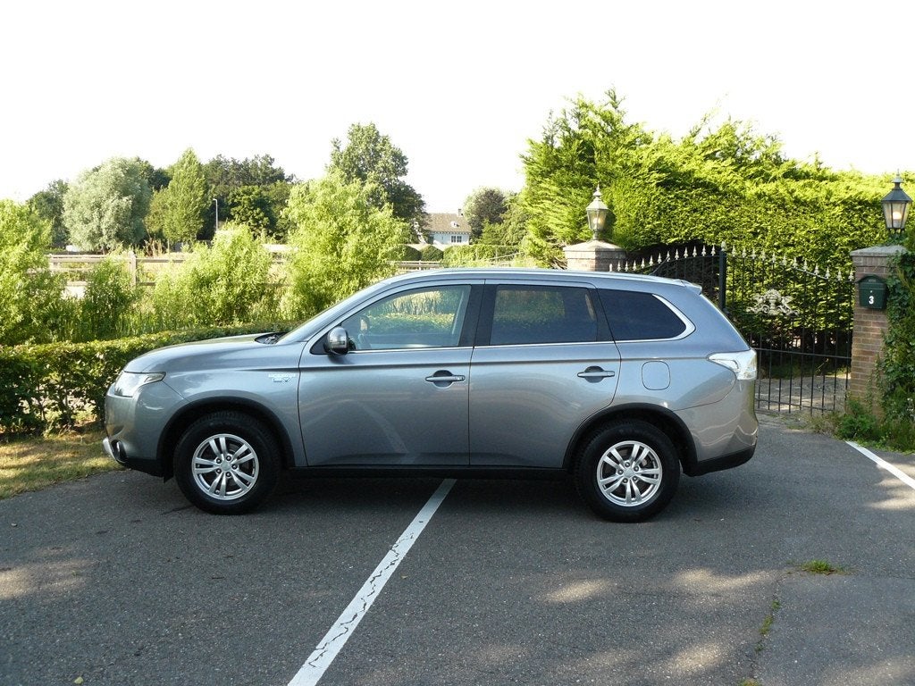 Mitsubishi Outlander 2.0 PHEV Business Edition X-Line, Auto's, Mitsubishi, Bedrijf, Te koop, Outlander, 4x4, ABS, Achteruitrijcamera
