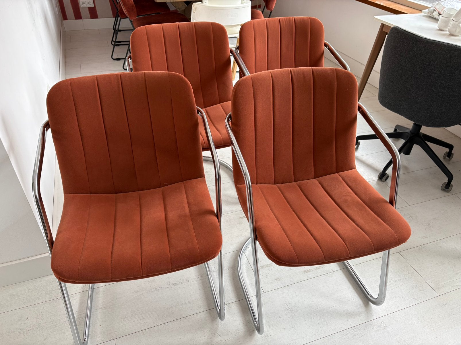 Gratis ophalen 4 velours stoelen eettafel stoelen, Ophalen, Zo goed als nieuw, Vier