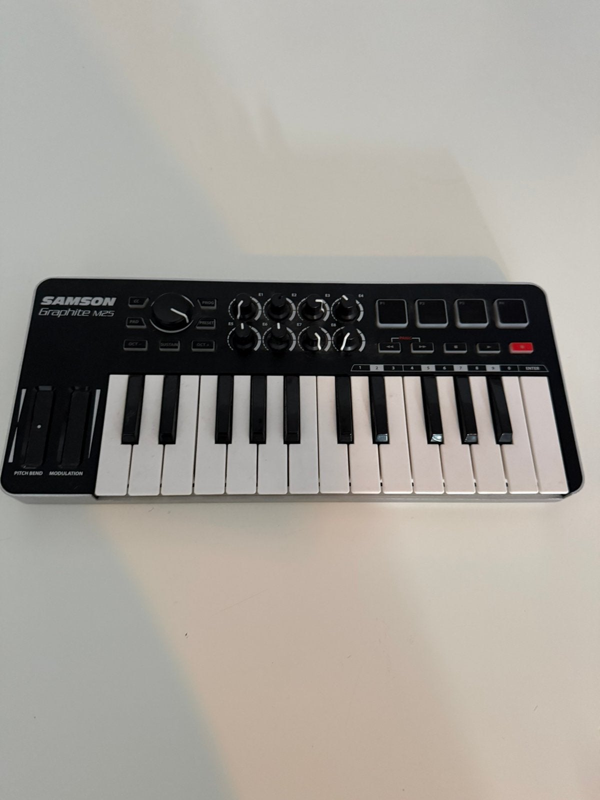 Samson Graphite M25 MIDI Controller ongebruikt, Muziek en Instrumenten, Keyboards, Zo goed als nieuw, Overige aantallen, Overige merken