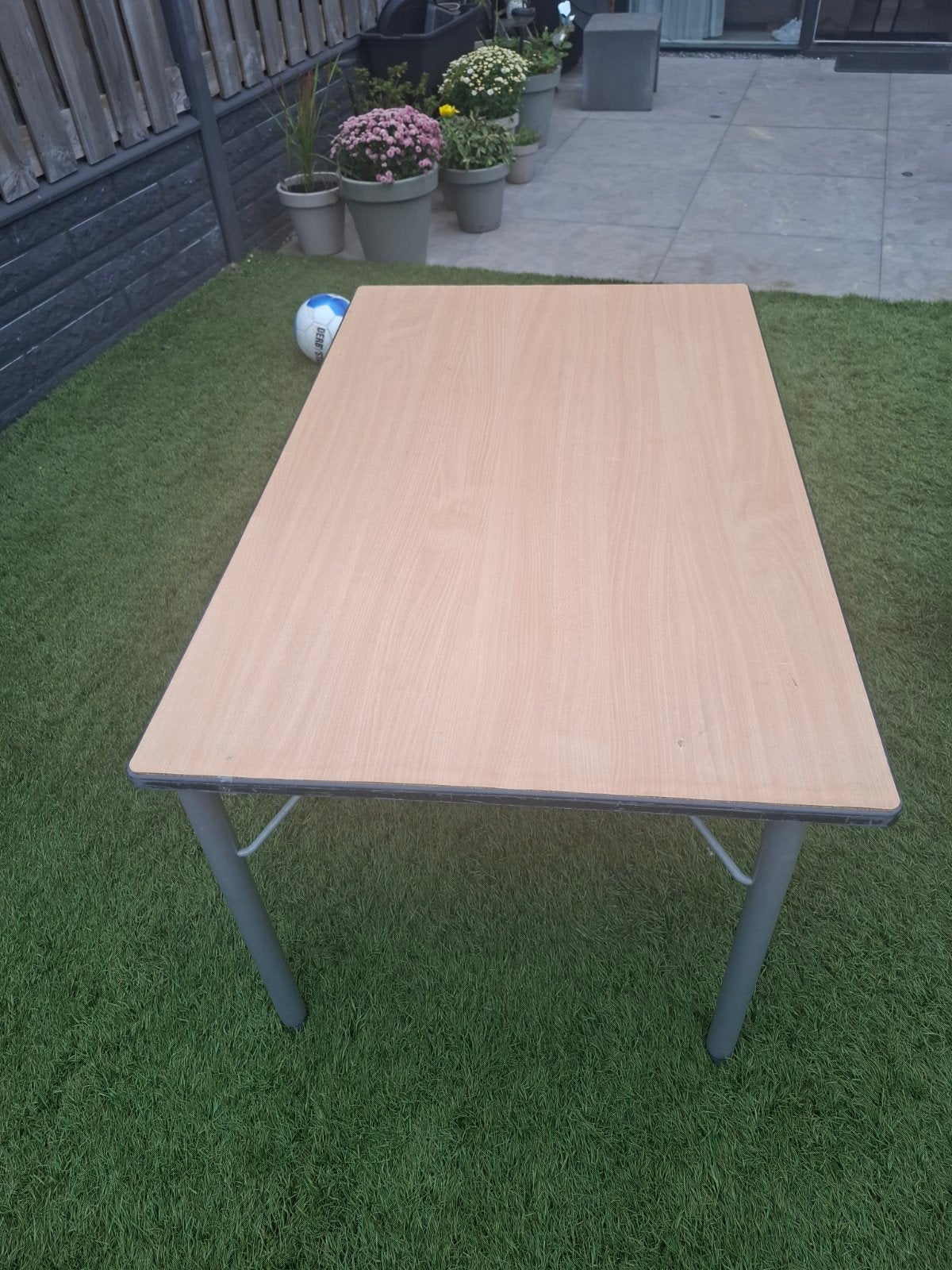 3 Inklapbare tafels met gebruikerssporen - Beverwijk/Haarlem, Huis en Inrichting, Tafels | Eettafels, Ophalen, Gebruikt, 100 tot 150 cm