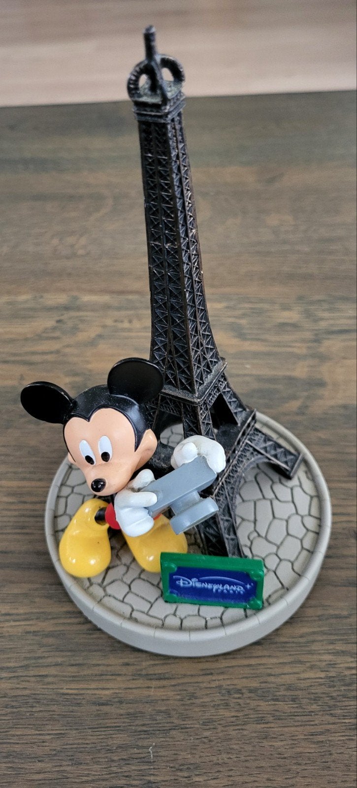 Mickey Mouse bij Eiffeltoren - Disneyland Parijs beeldje, Verzamelen, Disney, Zo goed als nieuw, Beeldje of Figuurtje, Mickey Mouse