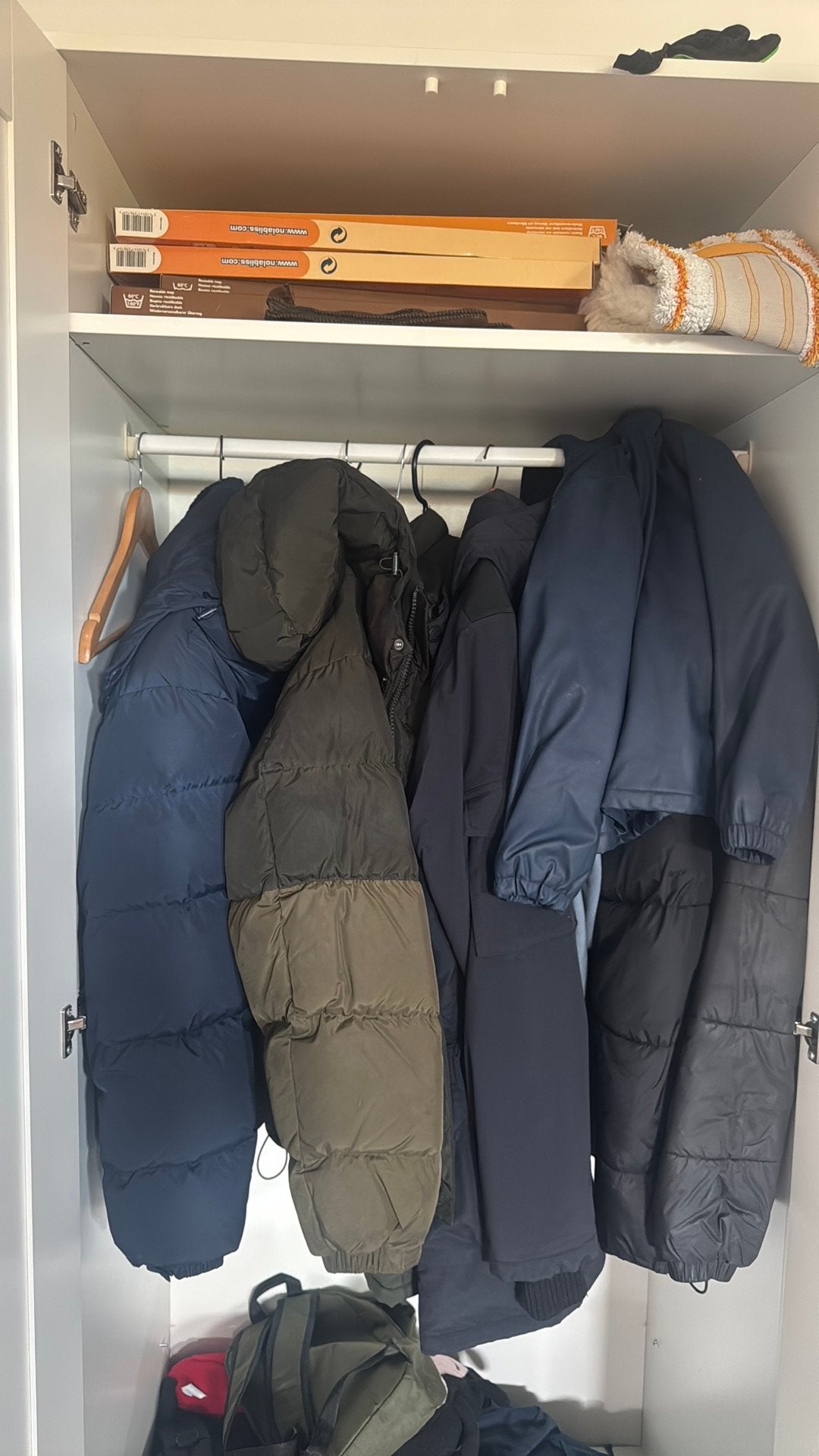 Ikea kast, Ophalen, Met deur(en), Met spigel, Eikenhout