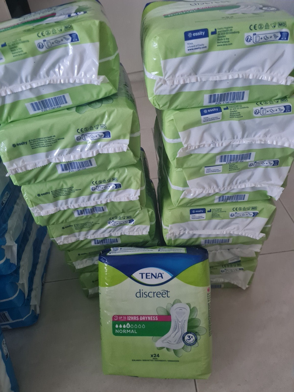 Tena, Ophalen, Nieuw