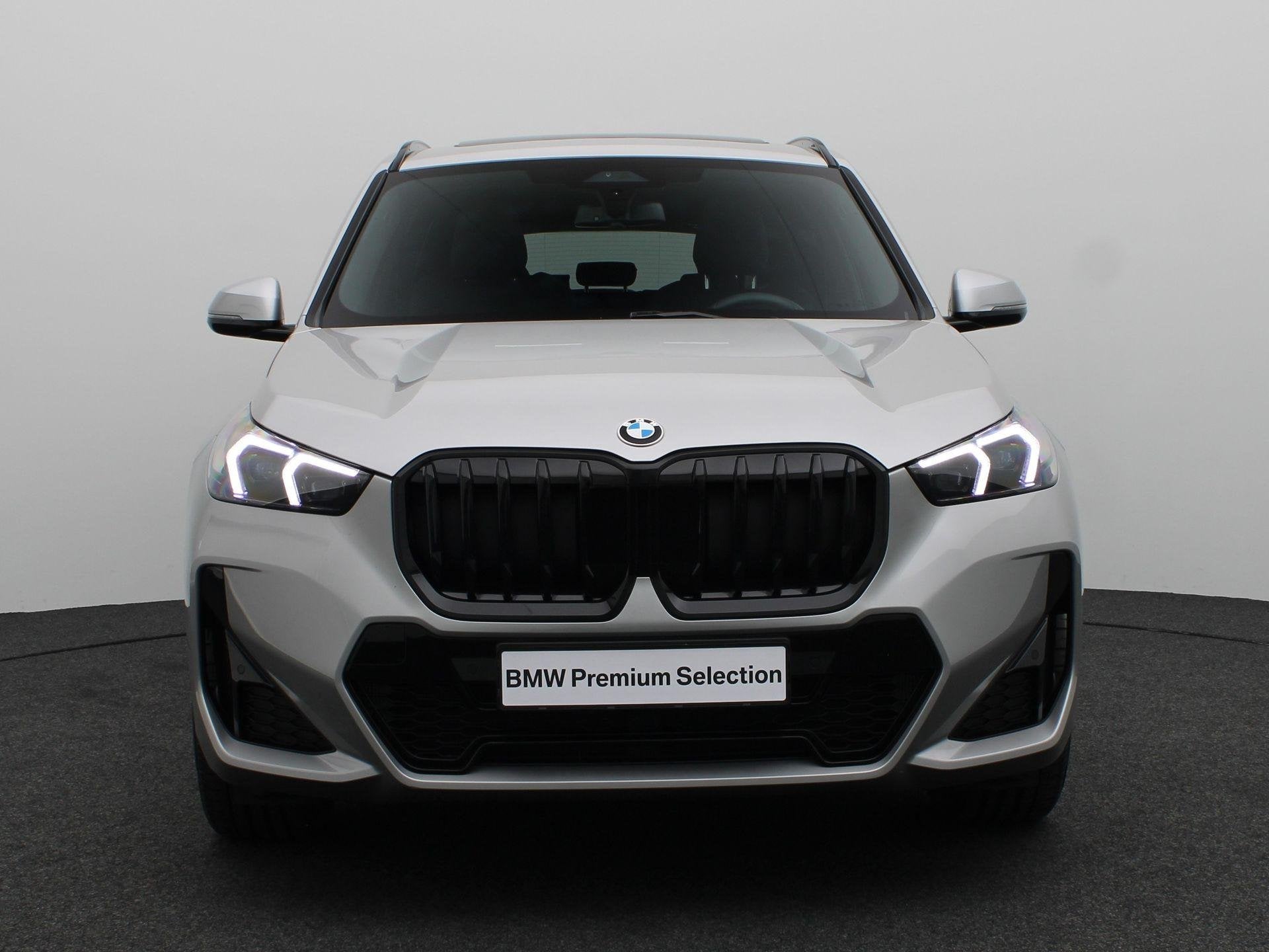 BMW X1 sDrive18i M Sportpakket Pro | Premium Pack | Travel P, Auto's, 136 pk, Gebruikt, Met garantie (alle), Origineel Nederlands