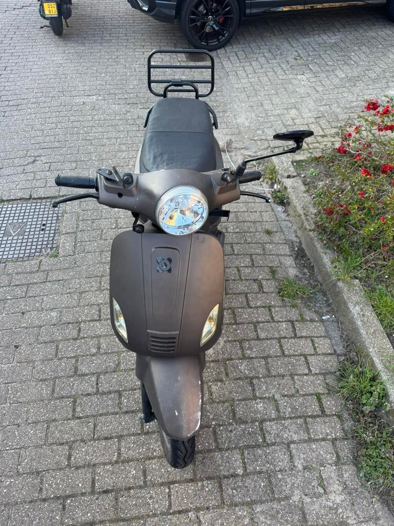 AGM scooter, Fietsen en Brommers, Scooters | Vespa, Gebruikt, Overige modellen, Maximaal 45 km/u, Benzine, Ophalen