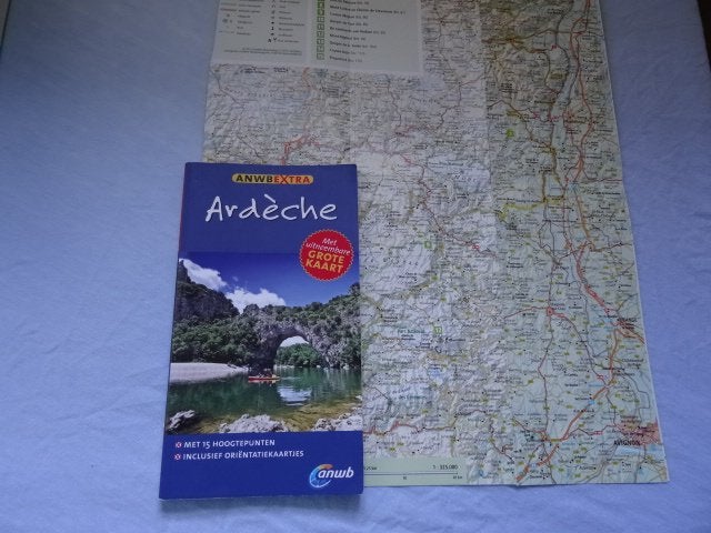anwb extra reisgids Ardeche / met wegenkaart, Europa, Ophalen of Verzenden, Zo goed als nieuw, Reisgids of -boek