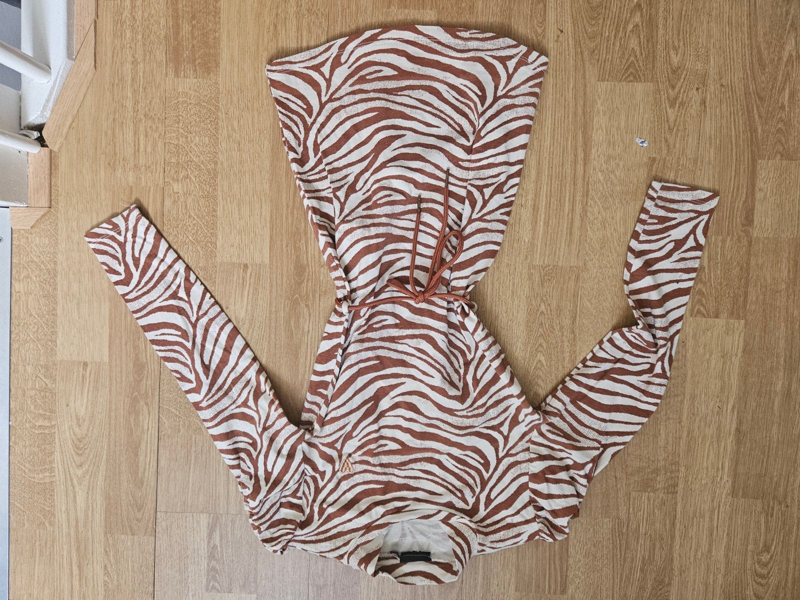 Zebraprint jurk met lange mouwen met 140-146, Kinderen en Baby's, Kinderkleding | Maat 140, Persival, Meisje, Ophalen of Verzenden