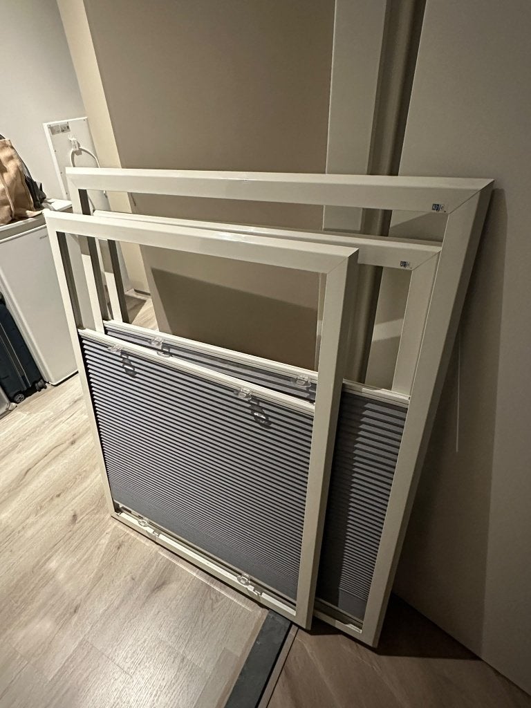 3 KeJe plisségordijnen wit frame – 86x115cm en 77x104,5cm, Ophalen, Gebruikt, Overige merken, Wit