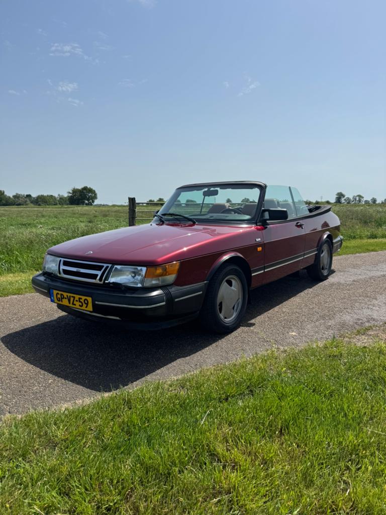 Saab 900 2.0 16 S Cabrio AUT U9 1993 Rood, Auto's, Saab, Particulier, Saab 900, Benzine, Cabriolet, Automaat, Origineel Nederlands
