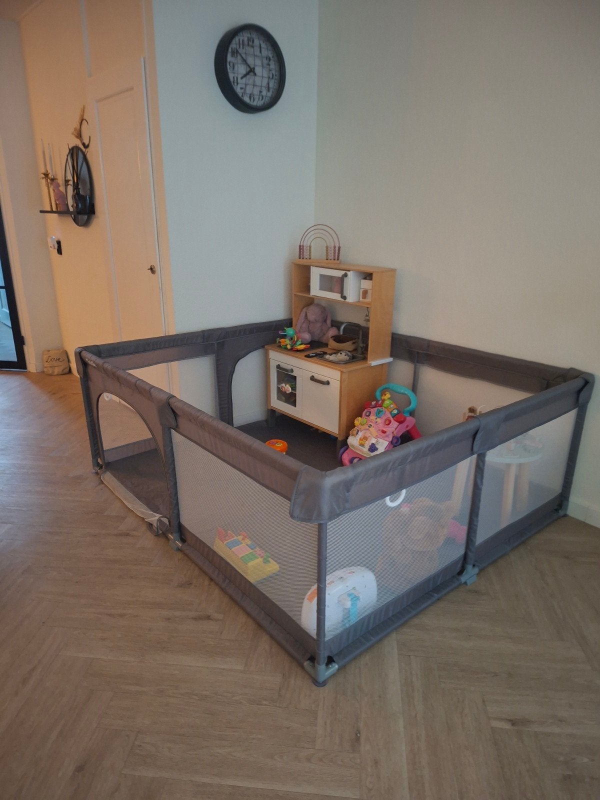 Ruime grondbox voor baby en peuter, Ophalen, Gebruikt, Rechthoekig