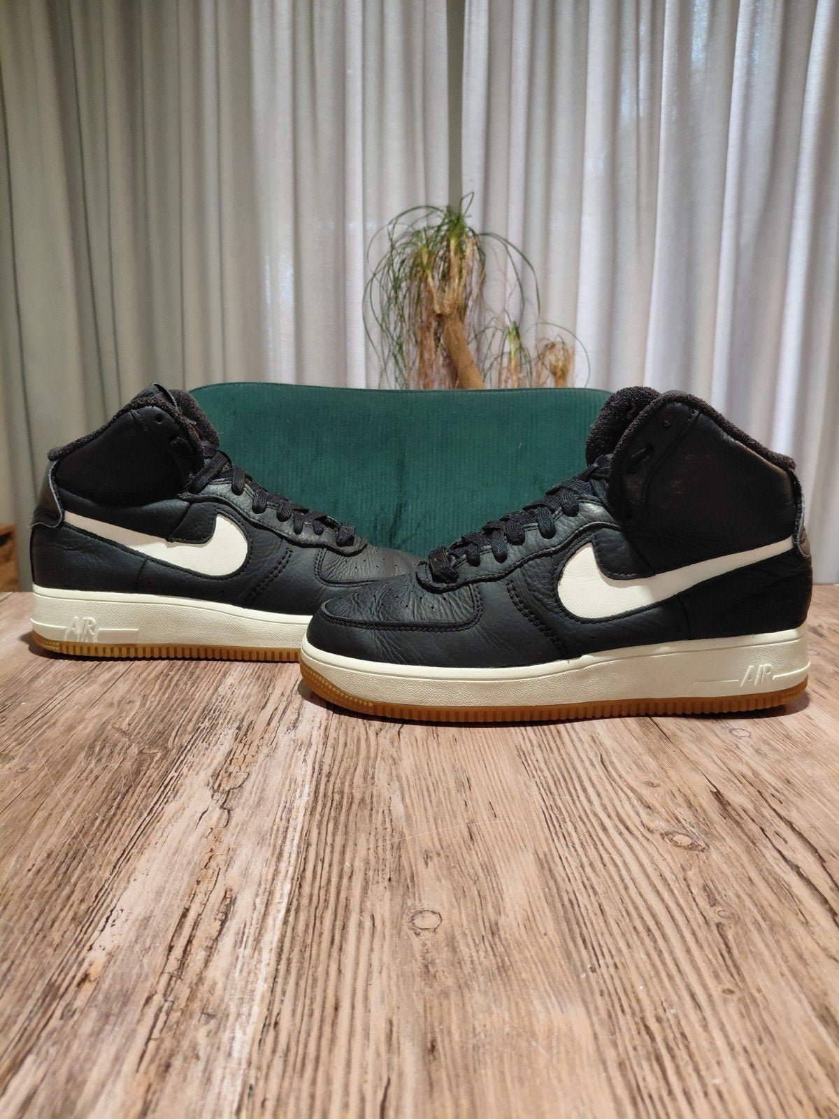Nike Air Force 1 High 'Black Gum' Size 38,5, Zwart, Nike, Ophalen of Verzenden, Sneakers of Gympen