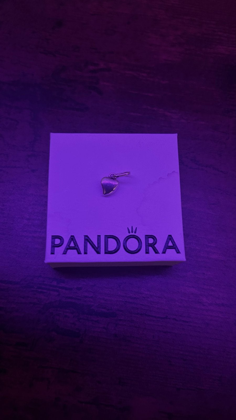 Pandora bedel hartje zilver, Pandora, Ophalen of Verzenden, Zo goed als nieuw, 1 bedel