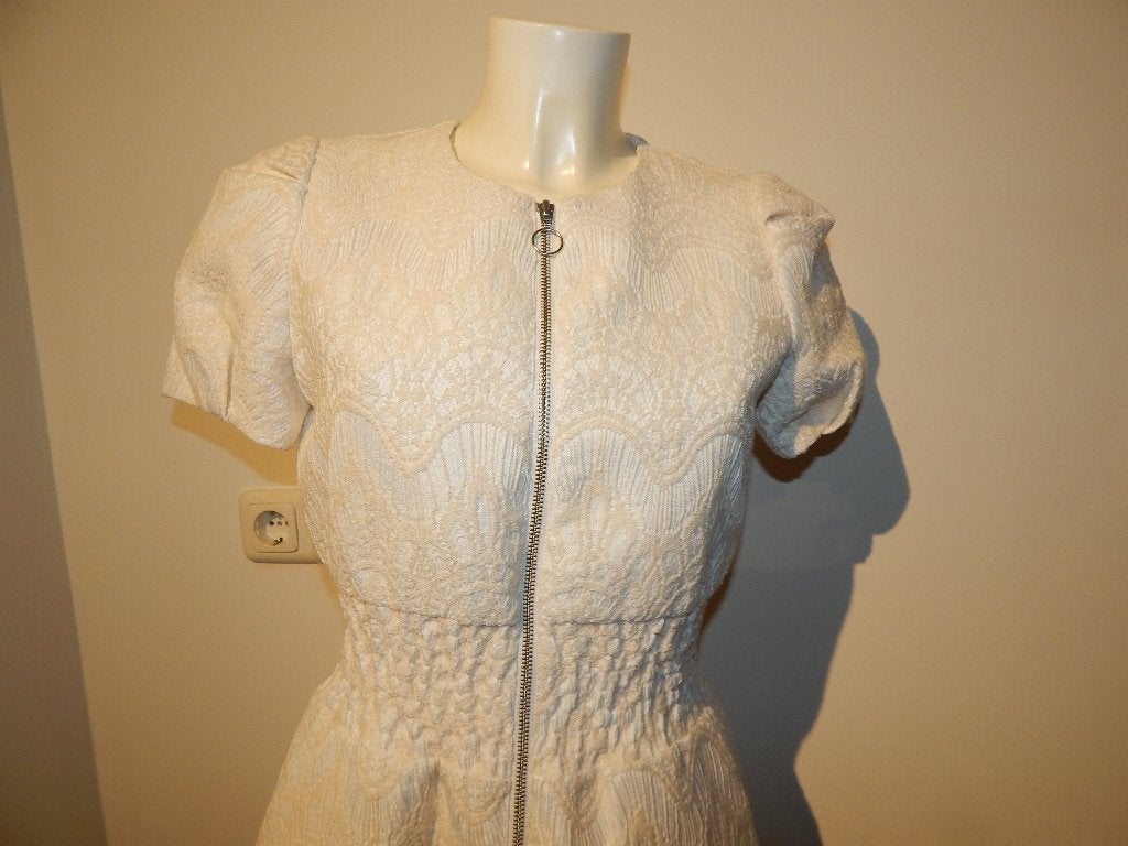 Maje prachtige jurk creme chique motief uitlopende rok 2/M, Maat 38/40 (M), Meerkleurig, Ophalen of Verzenden, Knielengte