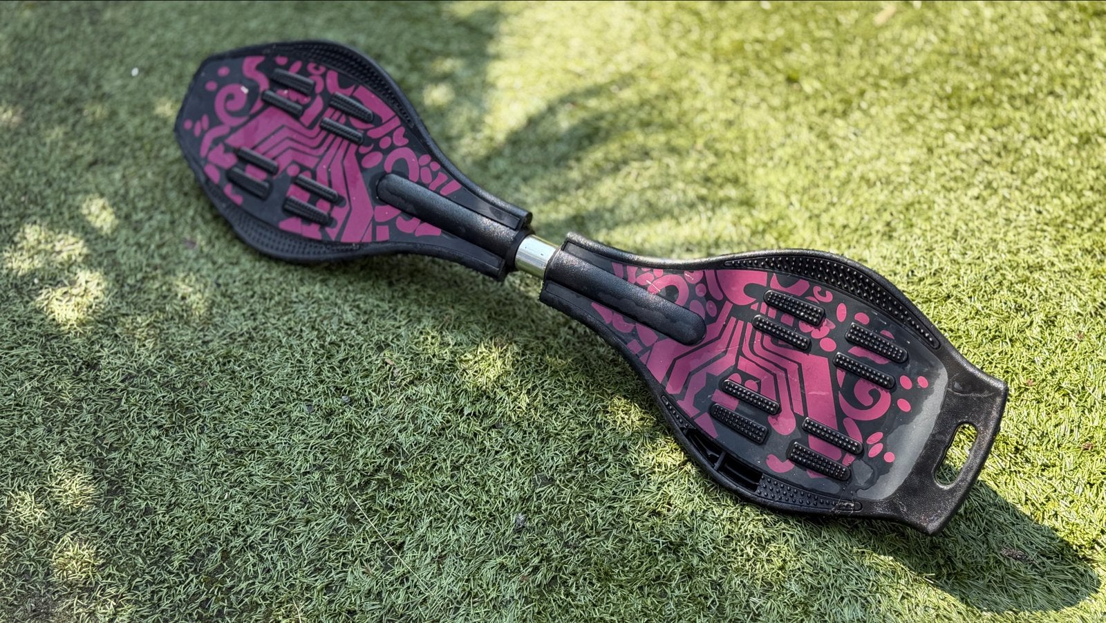 Waveboard - Zwart met paars patroon, Fietsen en Brommers, Ophalen, Gebruikt, Overige typen