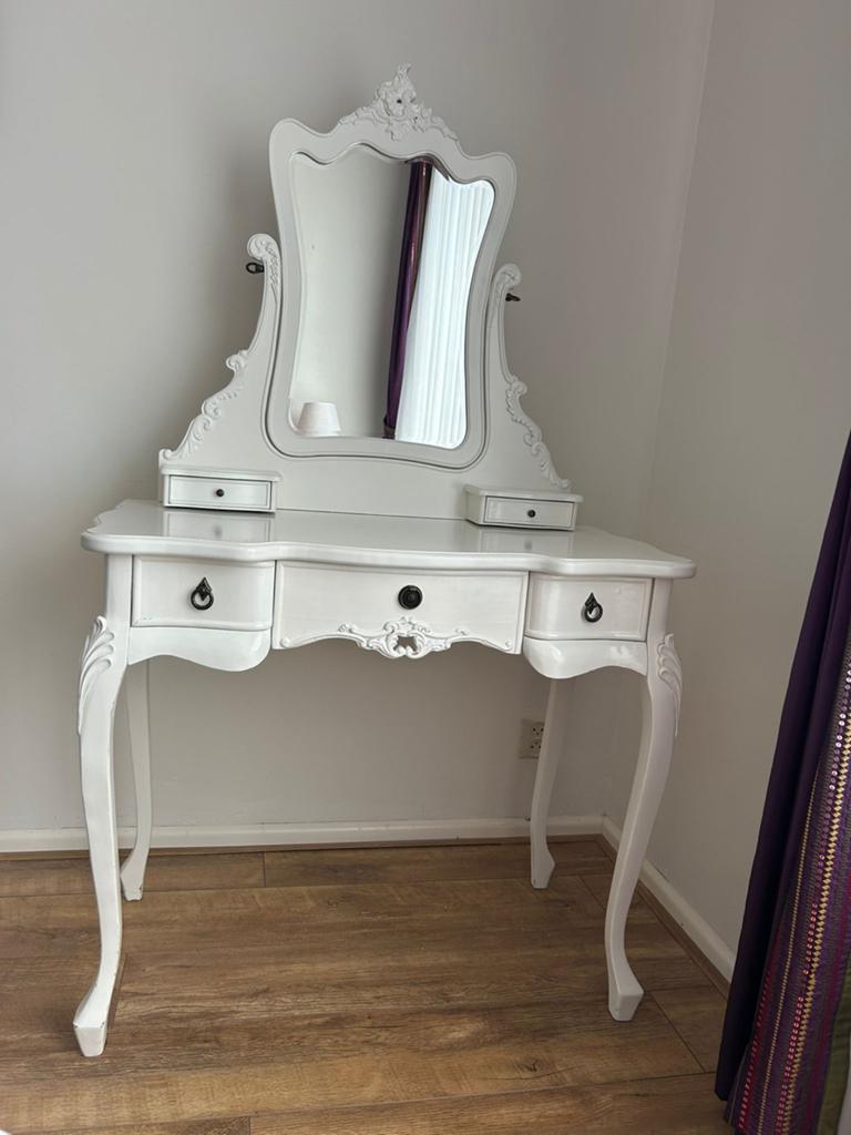 Witte kaptafel met spiegel en lades, Ophalen, 100 tot 150 cm, 50 tot 100 cm, Zo goed als nieuw