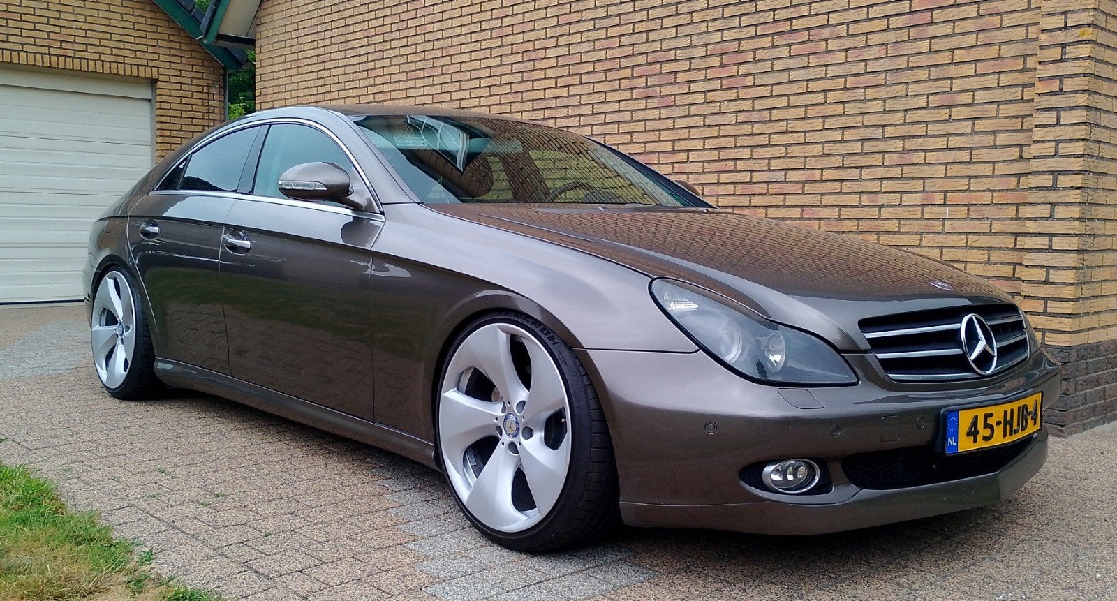 Mercedes-Benz CLS 3.5 Cls350 CGI AUT 2007 Grijs, Auto's, Mercedes-Benz, Automaat, Achterwielaandrijving, 4 stoelen, 11 km/l