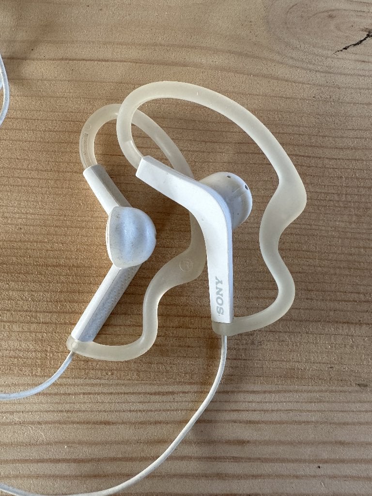 Sony MDR-AS210 oordopjes, Ophalen of Verzenden, Zo goed als nieuw, Wit