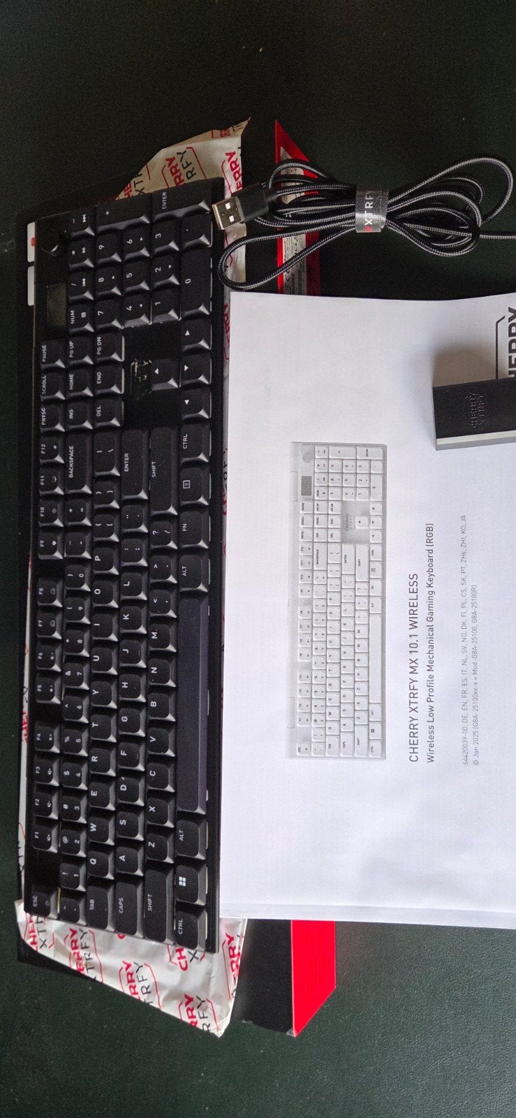 Cherry Xtrfy MX 10.1 Wireless Mechanical Keyboard, Ophalen of Verzenden, Zo goed als nieuw, Qwerty, Oplaadbaar