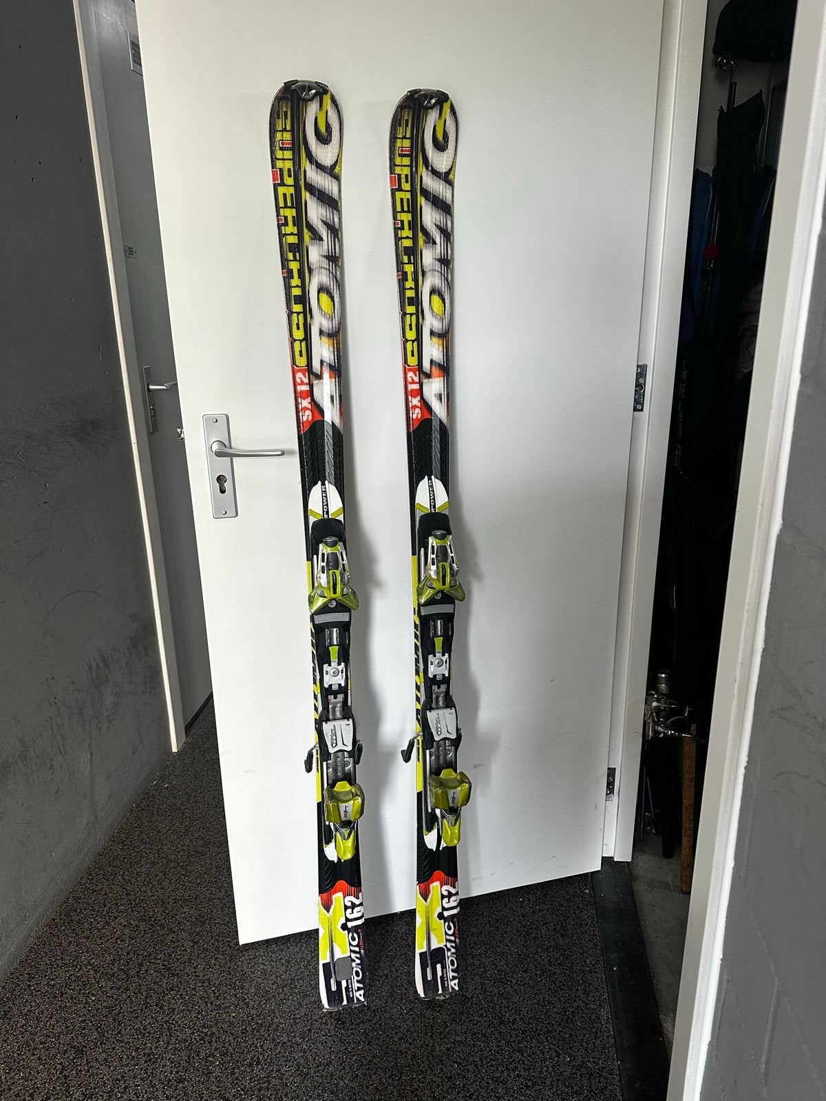 Atomic SX 12 Ski's - 162 cm, Ophalen, 160 tot 180 cm, Gebruikt, Carve