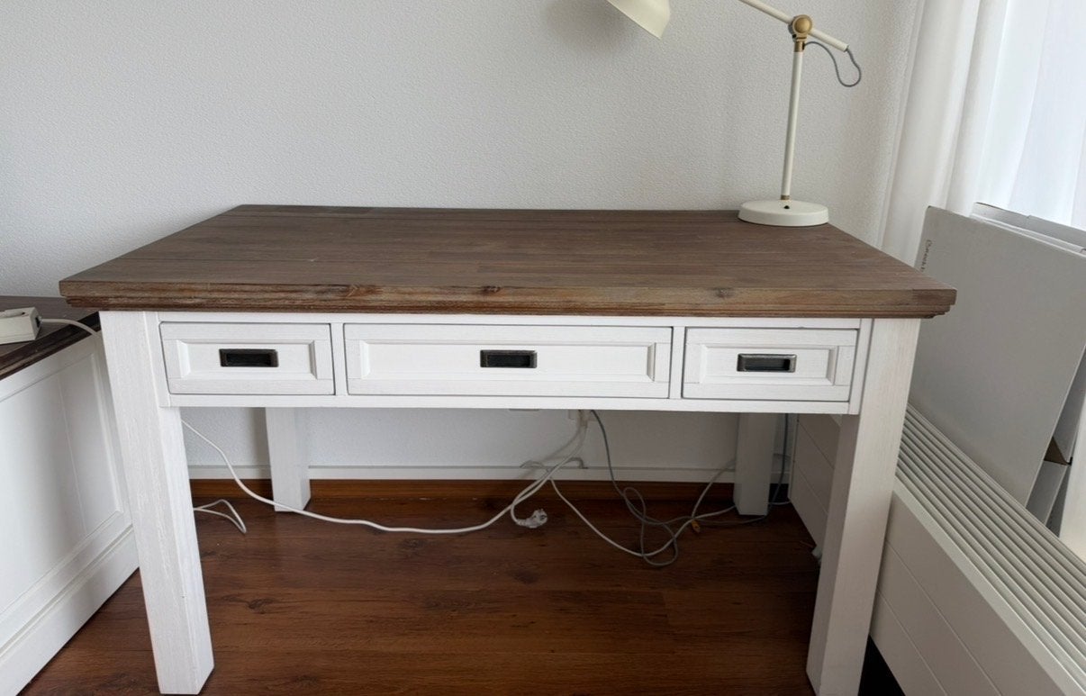 Bureau met 3 lades 130cm, Ophalen, Met lades, Zo goed als nieuw, Hout