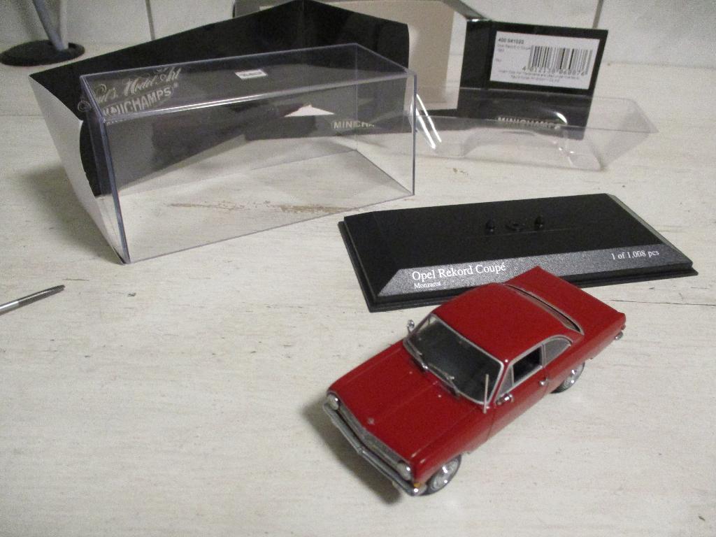 Minichamps Opel Rekord A Coupe Red 1962 Schaal 1:43, Hobby en Vrije tijd, Modelauto's | 1:43, Ophalen, Nieuw, Auto, MiniChamps