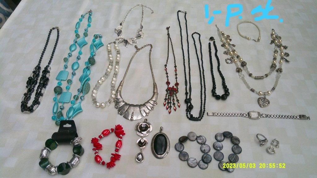 Sieraden kettingen en armbanden, Ophalen of Verzenden, Zo goed als nieuw, Overige kleuren, Overige materialen