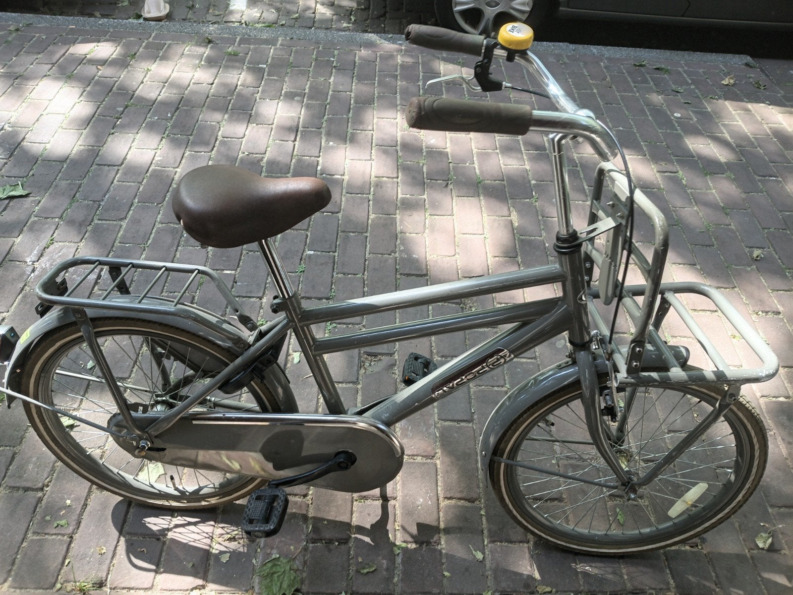 Jongens fiets te koop. 22 inch met axa slot.
de fiets is kan, Ophalen of Verzenden, 22 inch