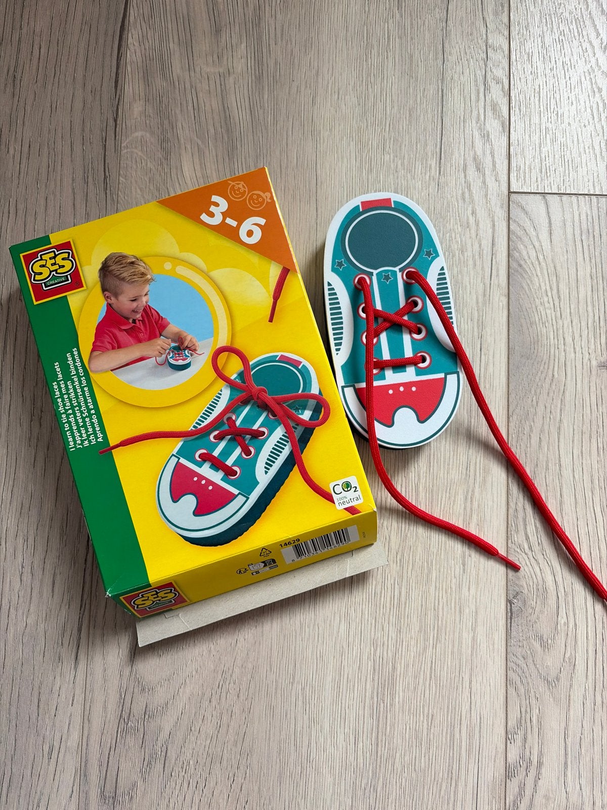 SES Educatief: Ik leer veters strikken (3-6 jaar), Ophalen of Verzenden, Zo goed als nieuw, Knutselen