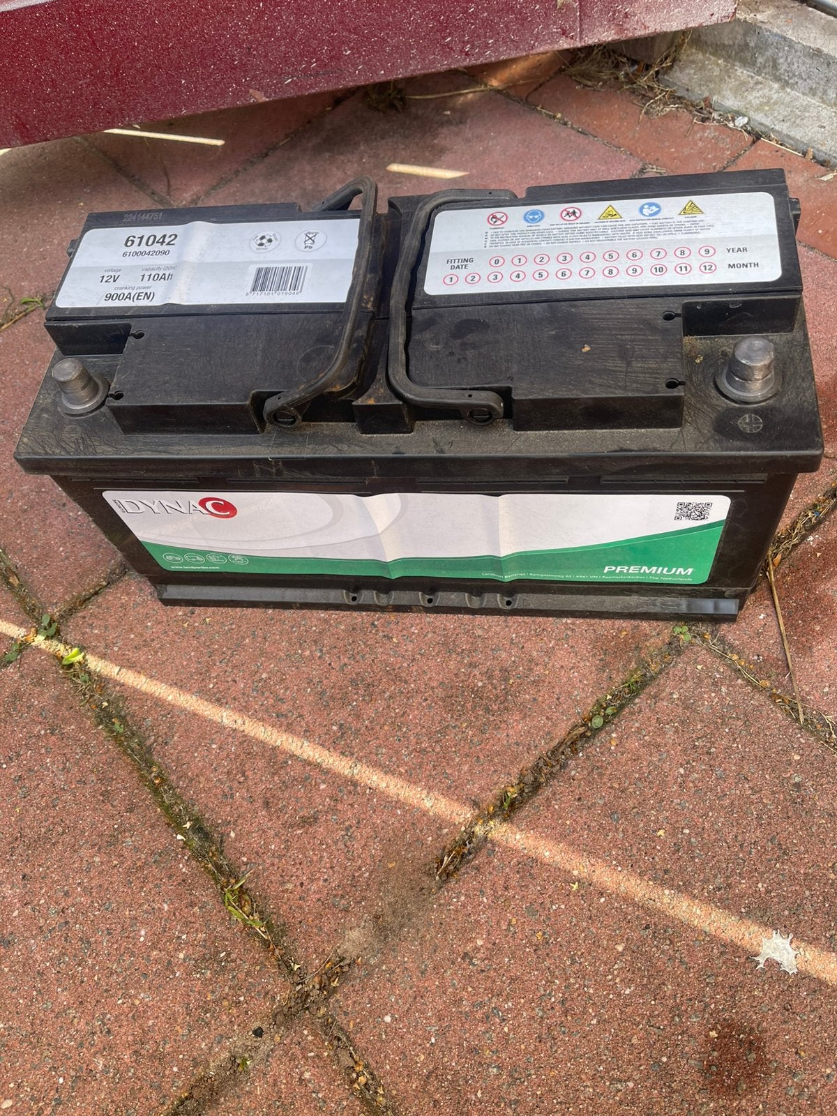 Accu.  12 v. 110 amp, Auto-onderdelen, Nieuw
