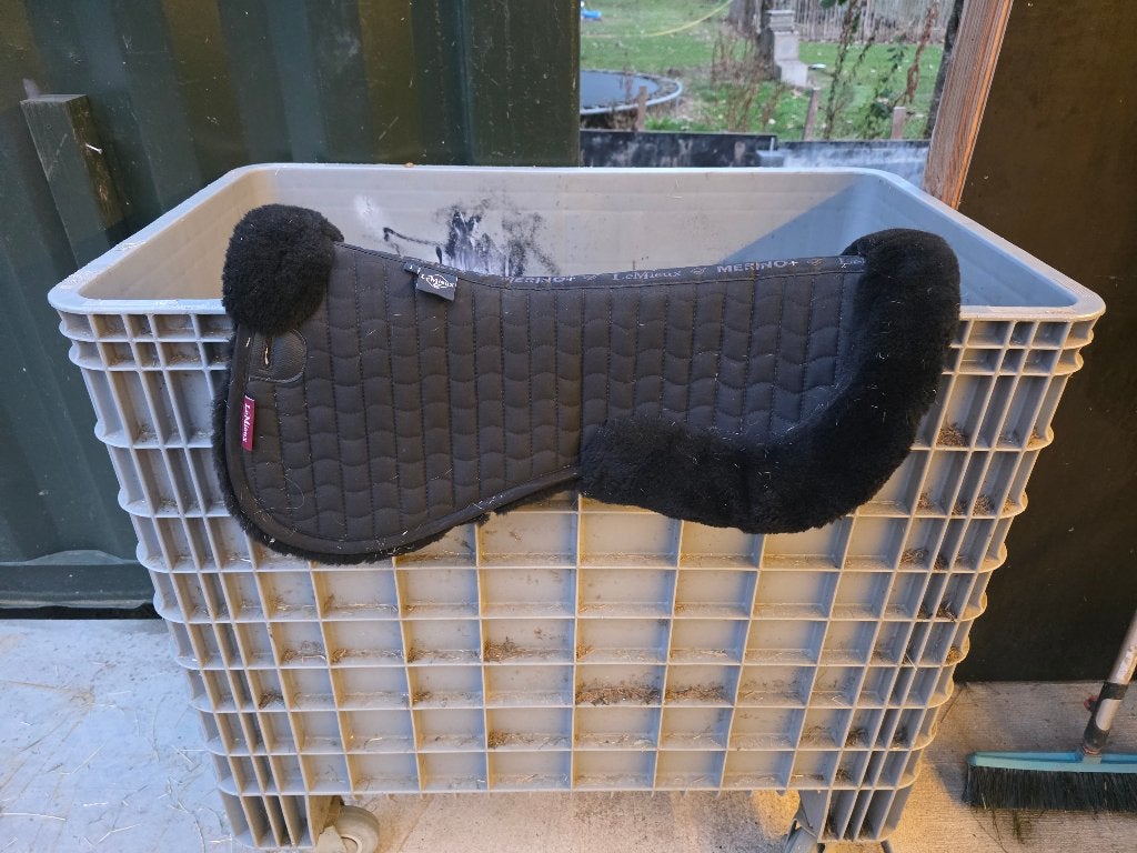 Le mieux bontje maat L, Dieren en Toebehoren, Full (L), Overige typen, Ophalen of Verzenden, Zo goed als nieuw
