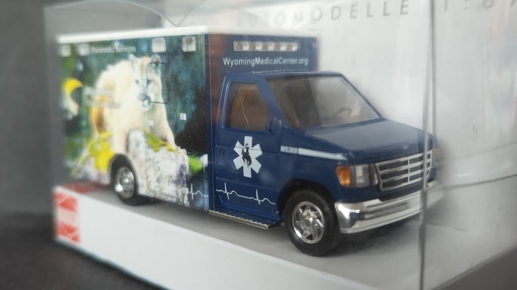 Ford E350 Ambulance Wyoming Cougar 1:87 Busch Pol, Overige merken, Auto, Verzenden, Busch Gmbh Co