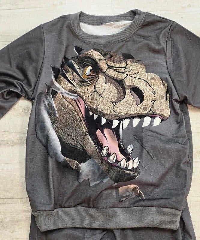 Dino Trainingspak Maat 122/128 - NIEUW - Stoer Jongenspak, Ophalen of Verzenden, Nieuw, Maat 128