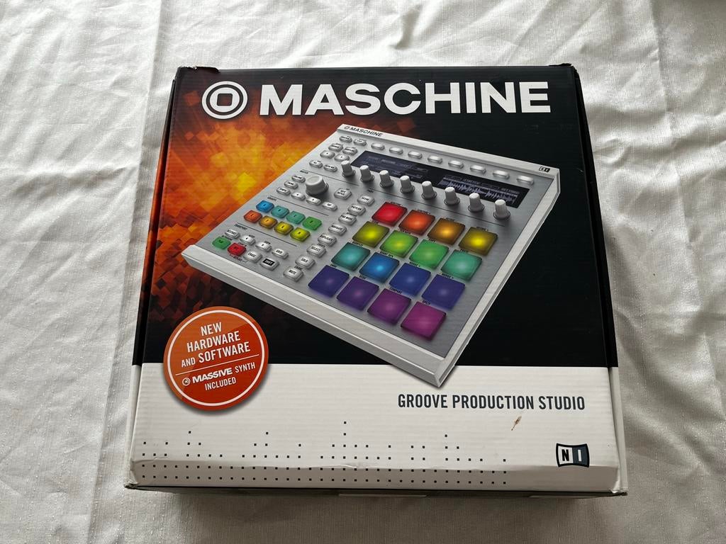 Native Instruments Maschine MK2 White, Overige merken, Zo goed als nieuw, Met midi-aansluiting, Overige aantallen