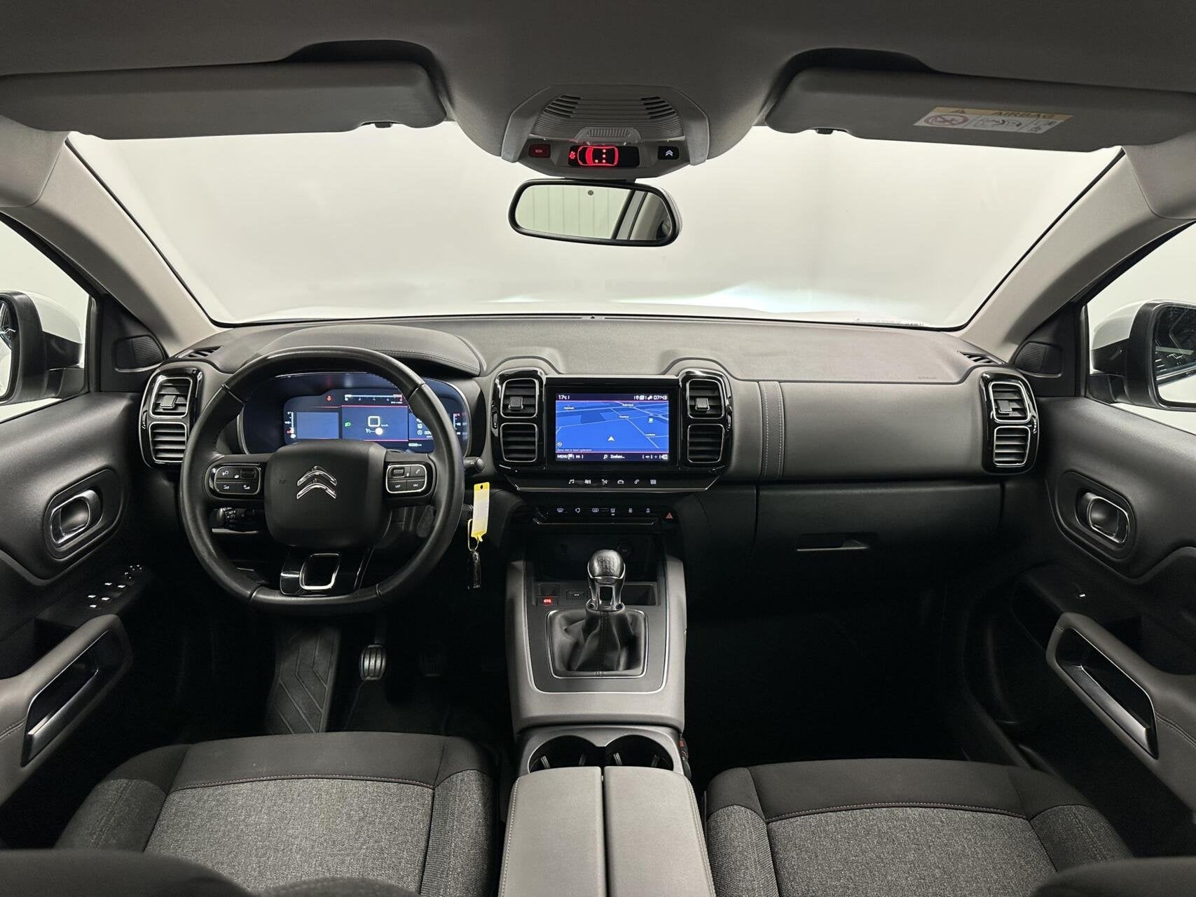 Citroen C5 Aircross 1.2 PureTech Business TREKHAAK CAMERA NA, Auto's, Voorwielaandrijving, 1350 kg, Stof, Gebruikt