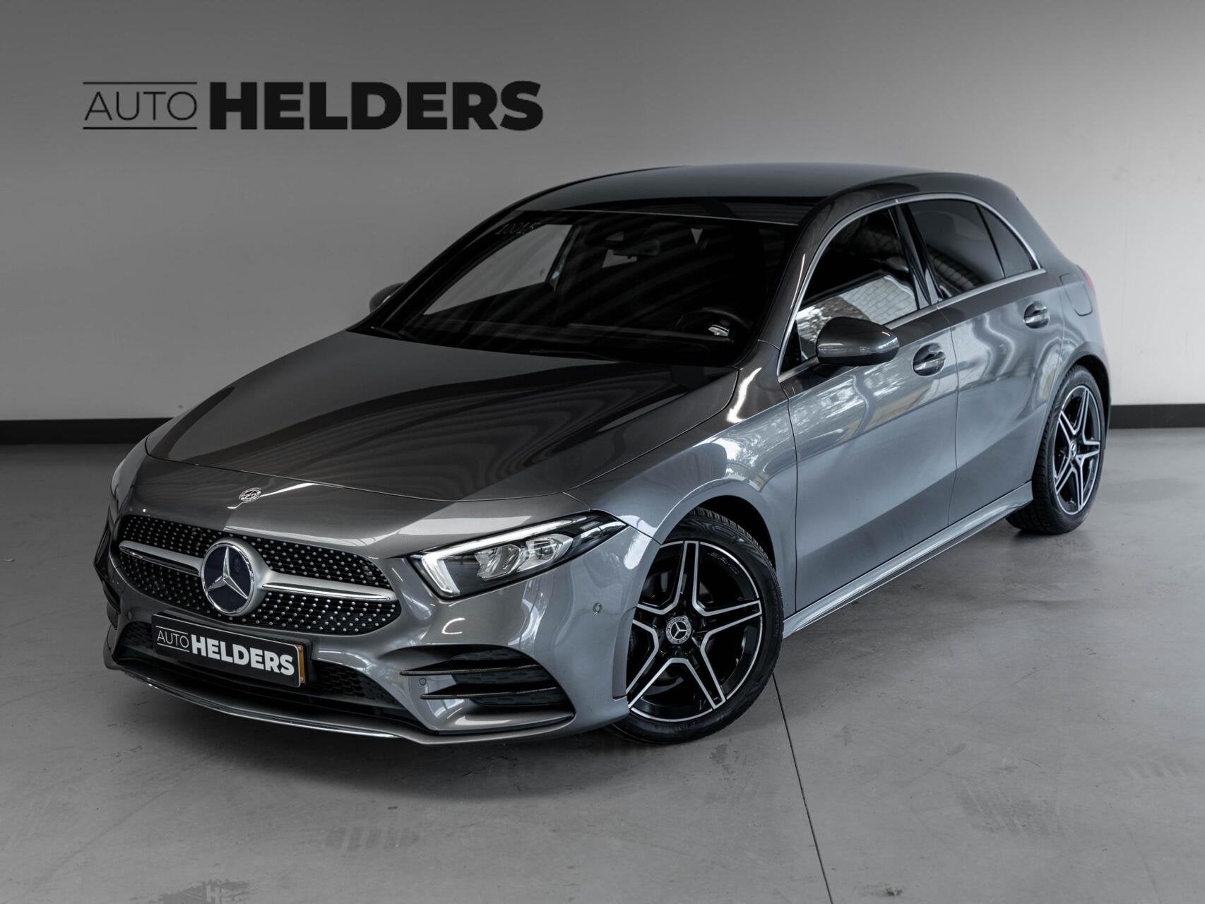 Mercedes A-klasse 180 Business Solution AMG, Gebruikt, 4 cilinders, Bedrijf, 1265 kg