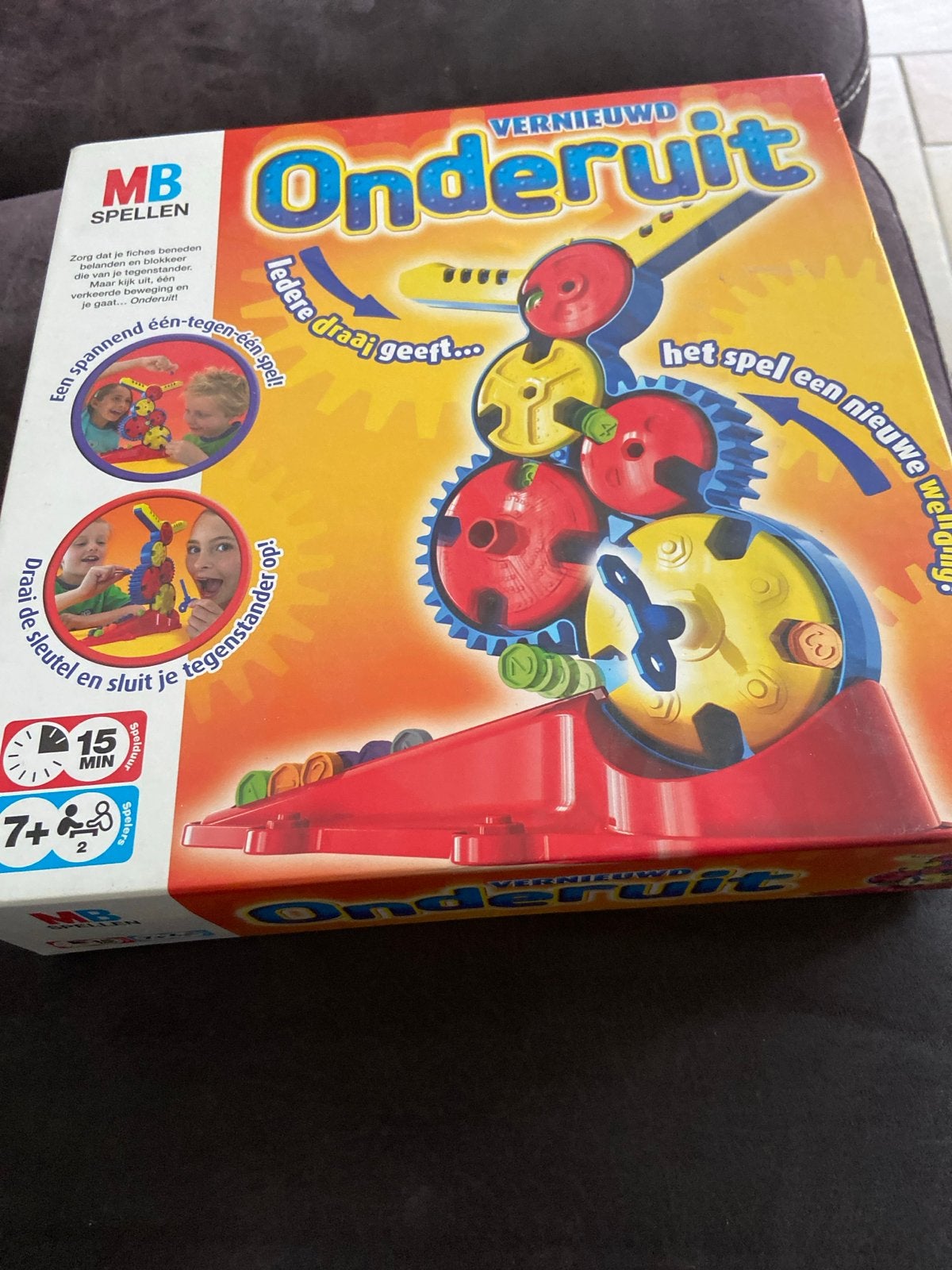 MB Spellen Onderuit - Strategisch Bordspel in Goede Staat, Een of twee spelers, Ophalen of Verzenden, Zo goed als nieuw
