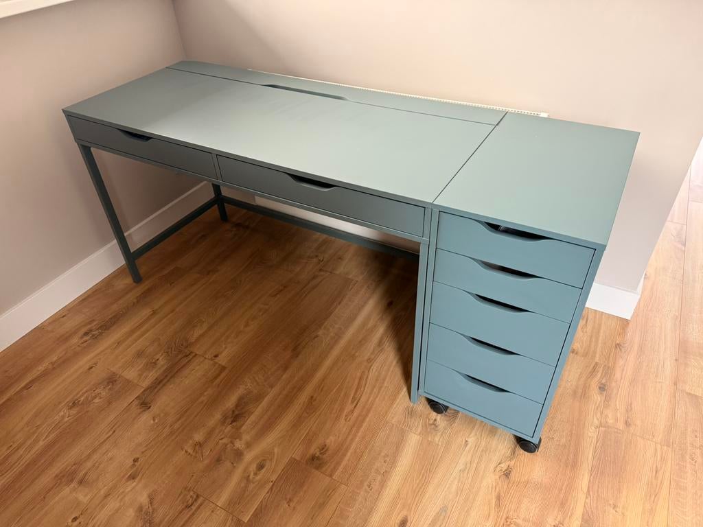 Bureau + ladekast, Ophalen, Zo goed als nieuw