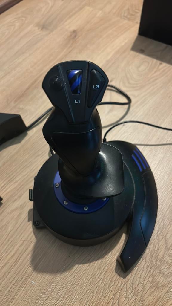 Thrustmaster Flightstick ps4/5, Computers en Software, Joysticks, Ophalen of Verzenden, Zo goed als nieuw