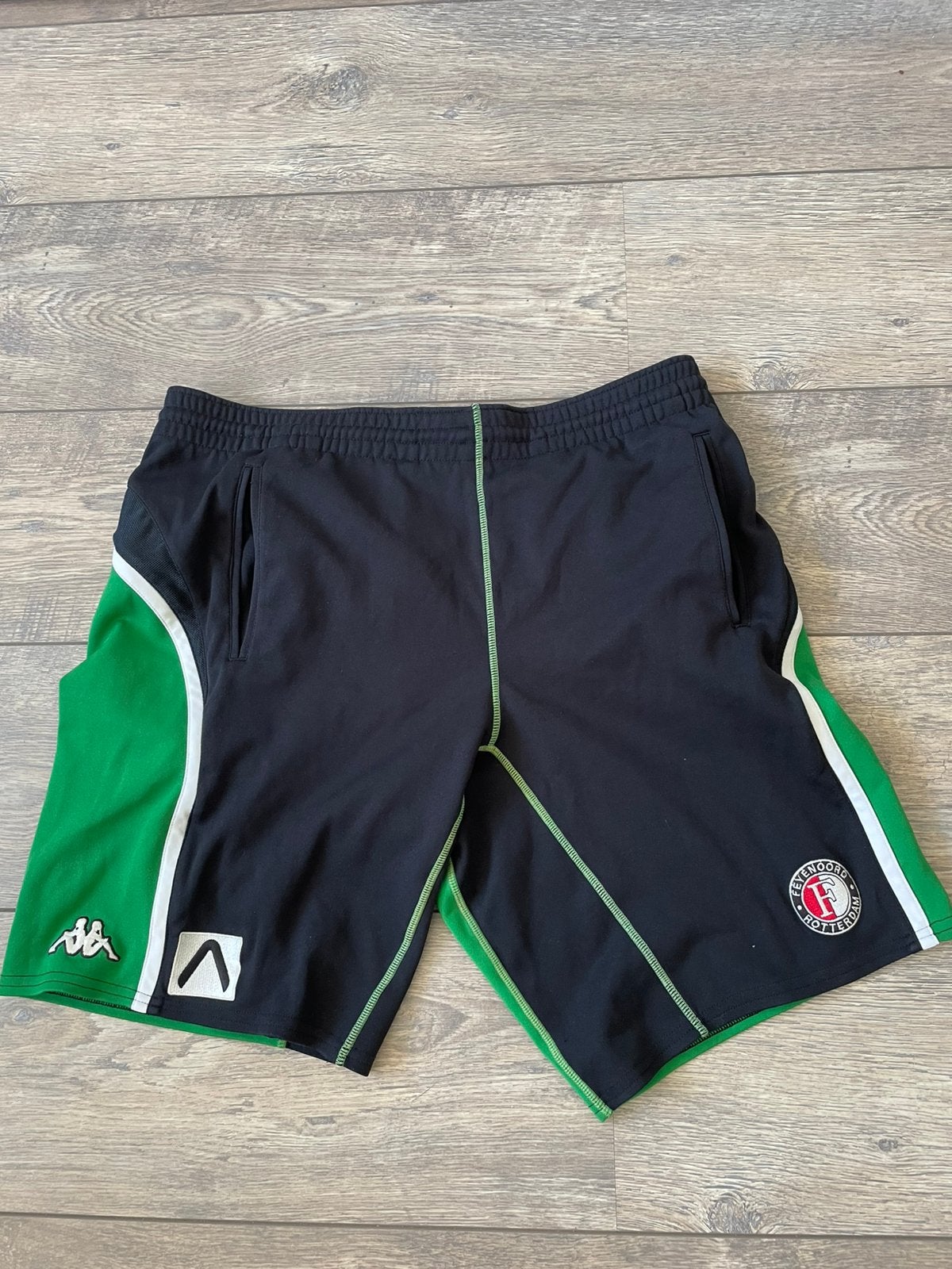 Vintage Feyenoord Rotterdam trainingsbroekje Kappa - Maat M, Kleding | Heren, Ophalen of Verzenden, Zo goed als nieuw, Zwart, Voetbal