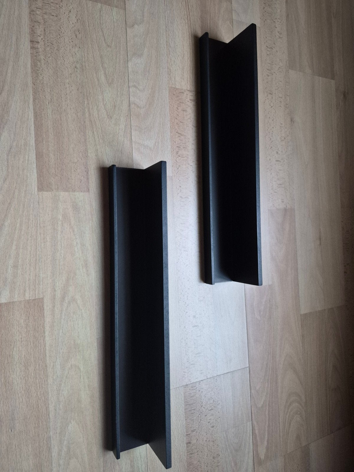 2 Zwarte Fotoplankjes - Nieuw (40x7x6cm), Ophalen, Nieuw