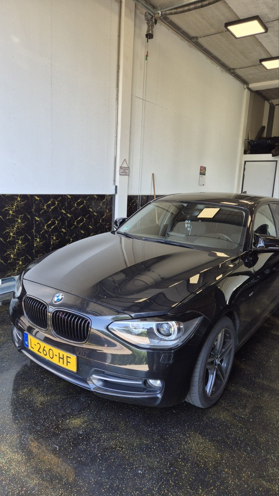 BMW 1-Serie 116I 100KW 5DR Aut8 2013 Zwart, 4 cilinders, Zwart, 650 kg, 5 stoelen