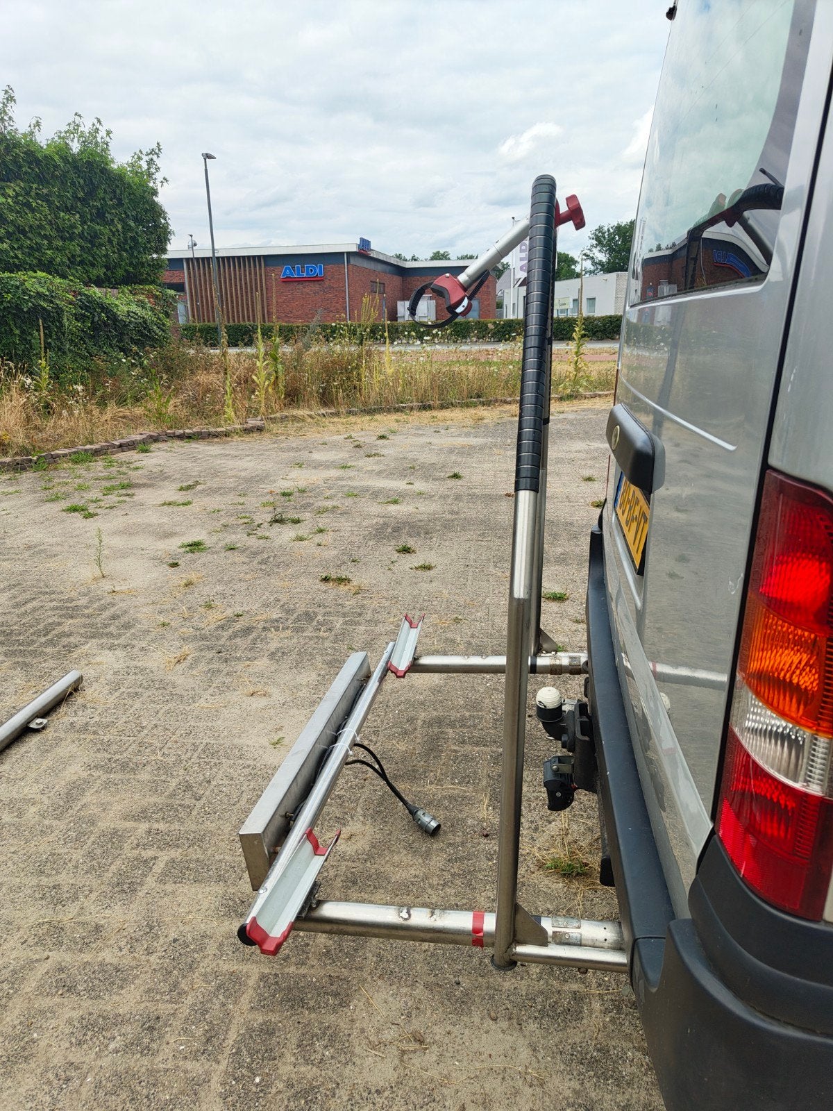 Massieve fietsendrager/bagagebakhouder (geen trekhaak nodig), Ophalen, Achterklepdrager